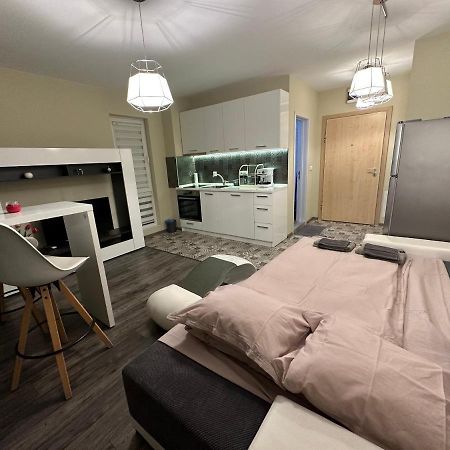 Uni Time Apartment By Lmg Sofya Dış mekan fotoğraf